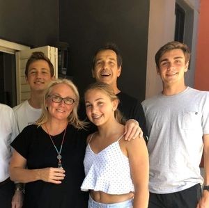 Meet your Posher, Monique